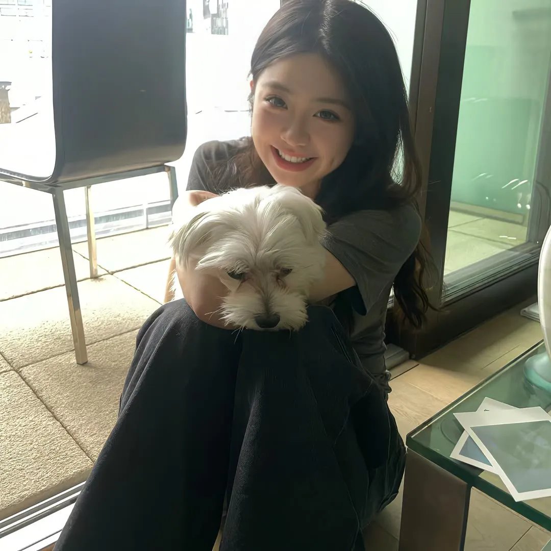 黑珍珠艾曼妞